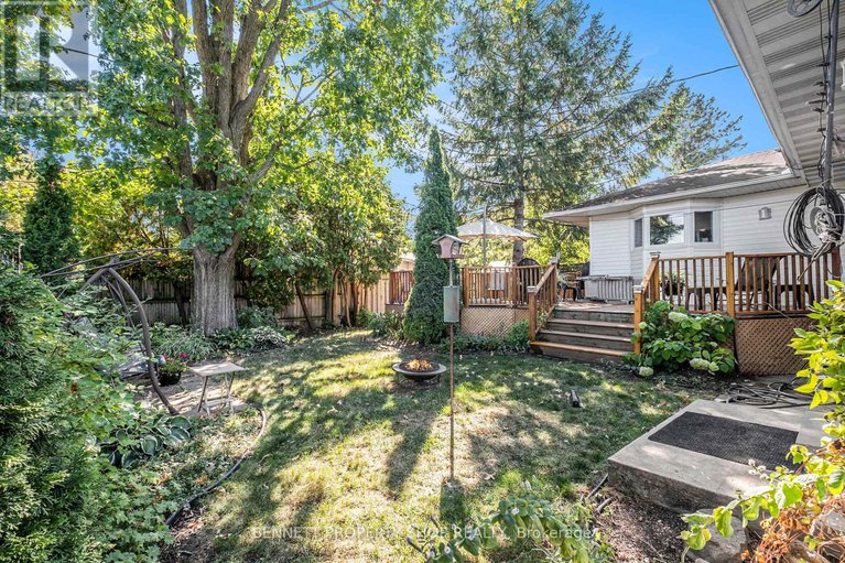 28914923/668-chapman-boulevard/elmvale-acres/ottawa/ontario/K1G1T6_17
