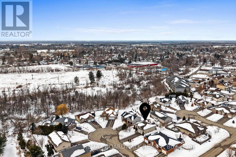 29430722/110-templeton-court/kemptville/north-grenville/ontario/K0G1J0_32