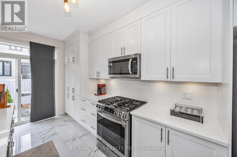 29635219/748-vennecy-terrace/orleans-village/ottawa/ontario/K1W1H2_15