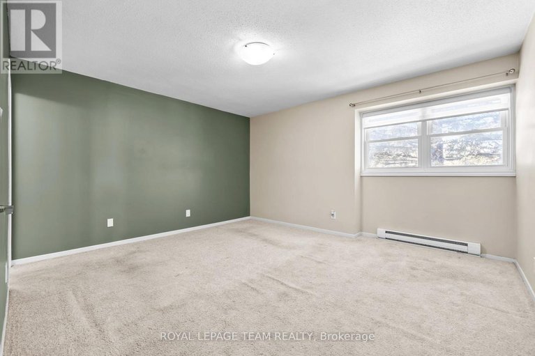 29178113/c-7-harness-lane/bridlewood/ottawa/ontario/K2M1E1_12