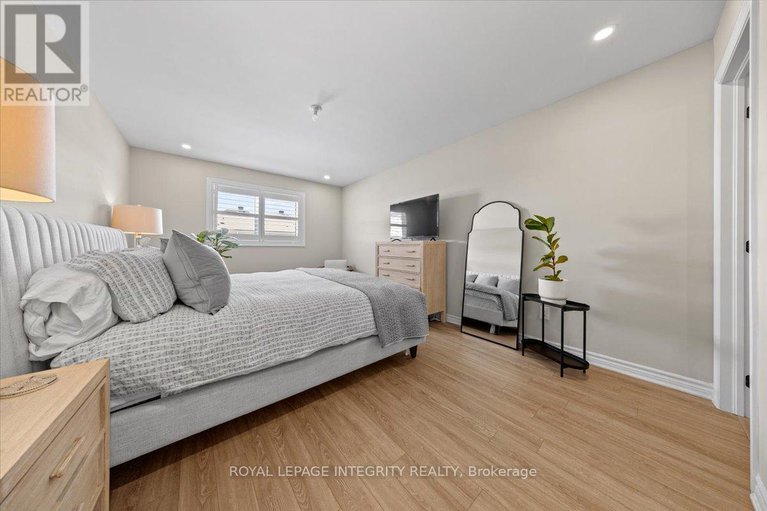 28608346/355-crossway-terrace/stittsville-north/ottawa/ontario/K2S2Z3_30