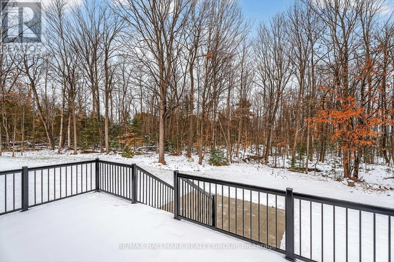 29543009/1625-royal-orchard-drive/cumberland-estates/ottawa/ontario/K4C1A9_37