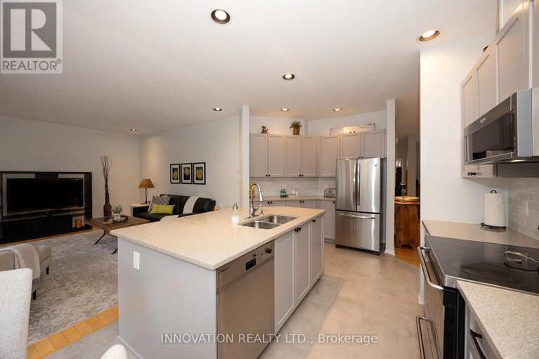 29616441/15-whithorn-avenue/morgans-grantsouth-march/ottawa/ontario/K2K3B2_11