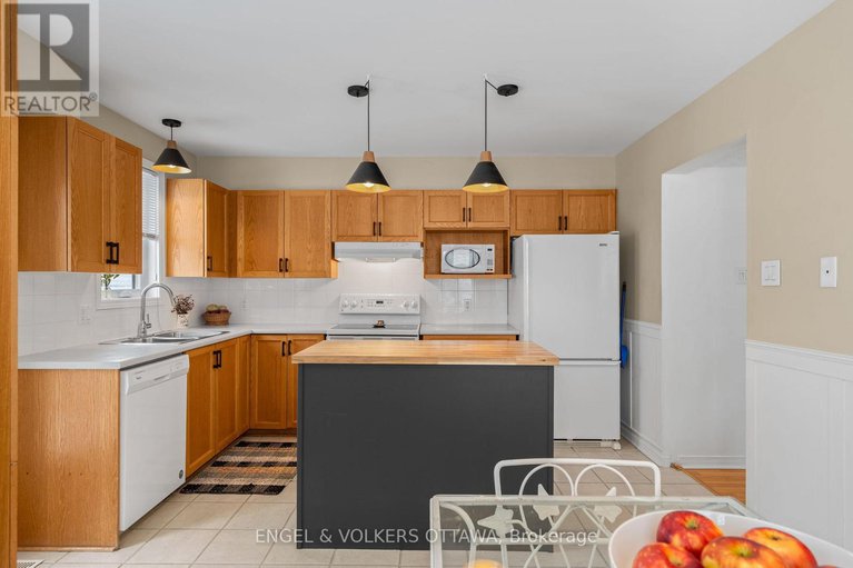 29341438/126-whalings-circle/stittsville-central/ottawa/ontario/K2S1S4_6