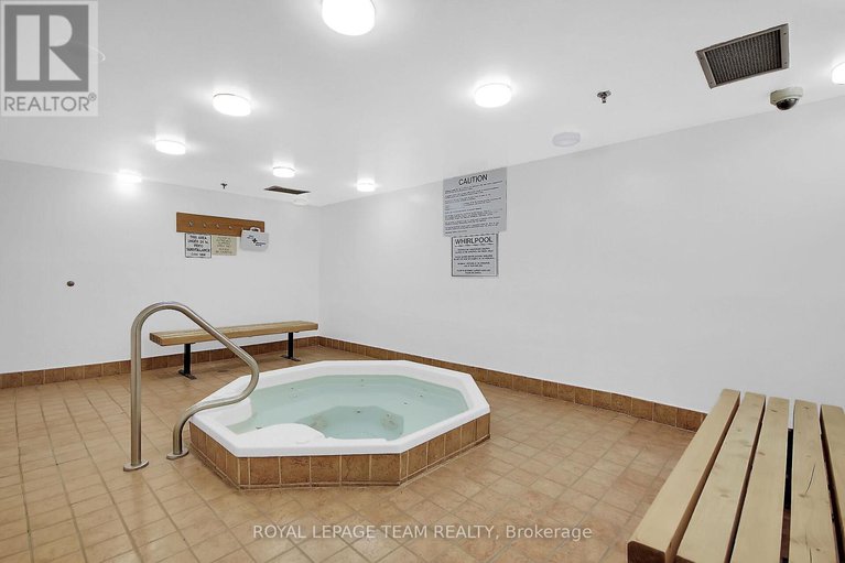 29274556/1708-2871-richmond-road/britannia-heights/ottawa/ontario/K2B8M5_27