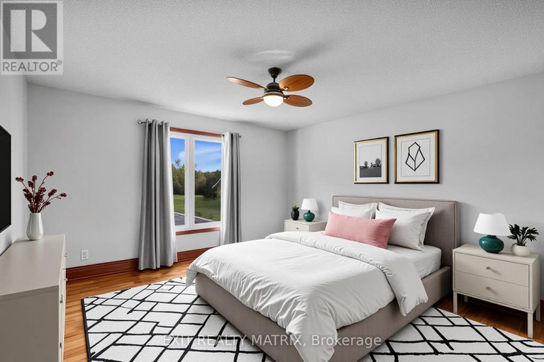 28989592/1582-sandy-hill-road/champlain-twp/champlain/ontario/K6A2R2_16