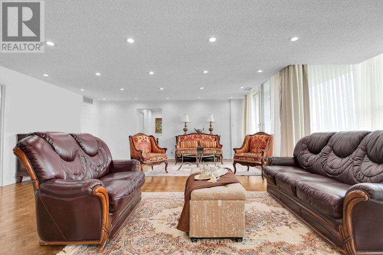 28244386/ph2804-1510-riverside-drive/riverview-park/ottawa/ontario/K1G4X5_6