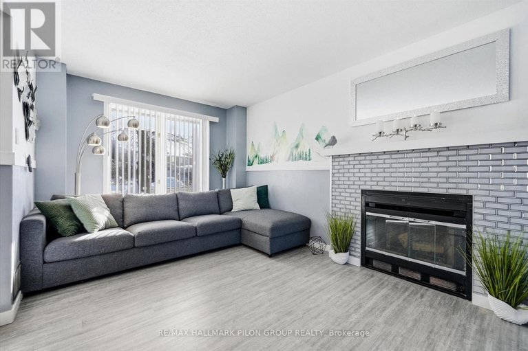 29538361/1456-prestone-drive/bilberry-creekqueenswood-heights/ottawa/ontario/K1E1M4_3