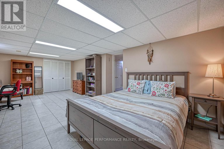 28652645/3025-linton-road/riverside-park-south/ottawa/ontario/K1V8H1_36