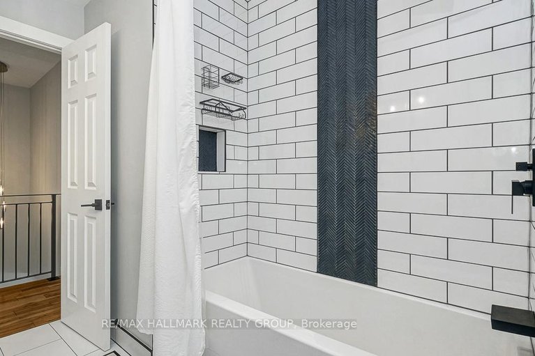 29513772/78-havenhurst-crescent/hunt-club-parkgreenboro/ottawa/ontario/K1T3G5_38