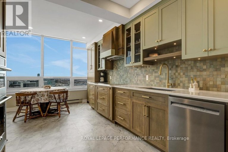 29514989/2002-1480-riverside-drive/riverview-park/ottawa/ontario/K1G5H2_10