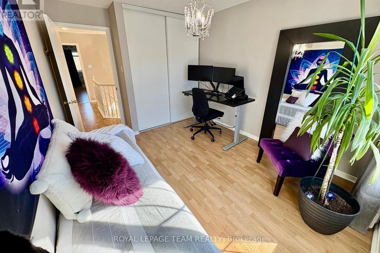 29421780/6302-sablewood-place/chapel-hill/ottawa/ontario/K1C7M6_26