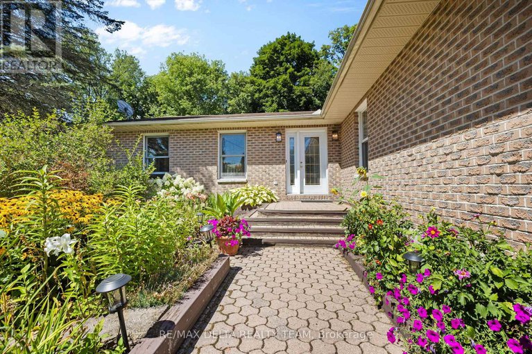 28782058/9-lasalle-street/clarencerockland-twp/clarence-rockland/ontario/K4K1K7_3
