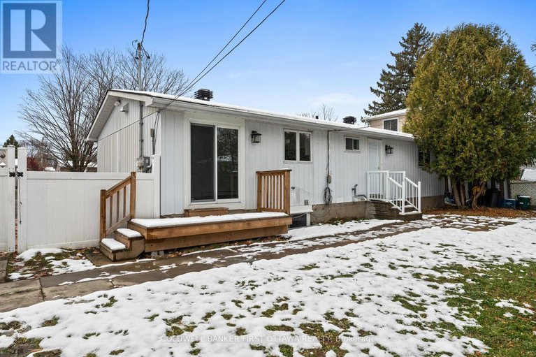 29157123/351-amiens-street/bilberry-creekqueenswood-heights/ottawa/ontario/K1E1P1_40