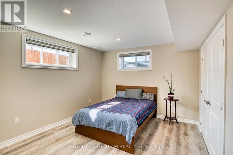 28222436/301-napier-court-nw/almonte/mississippi-mills/ontario/K0A1A0_18