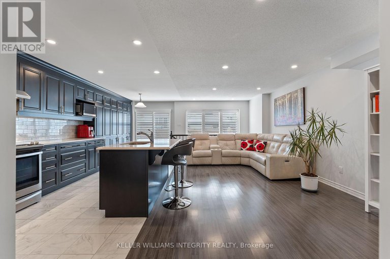 28418654/322-lipizzaner-street/stittsville-south/ottawa/ontario/K2S0X9_6