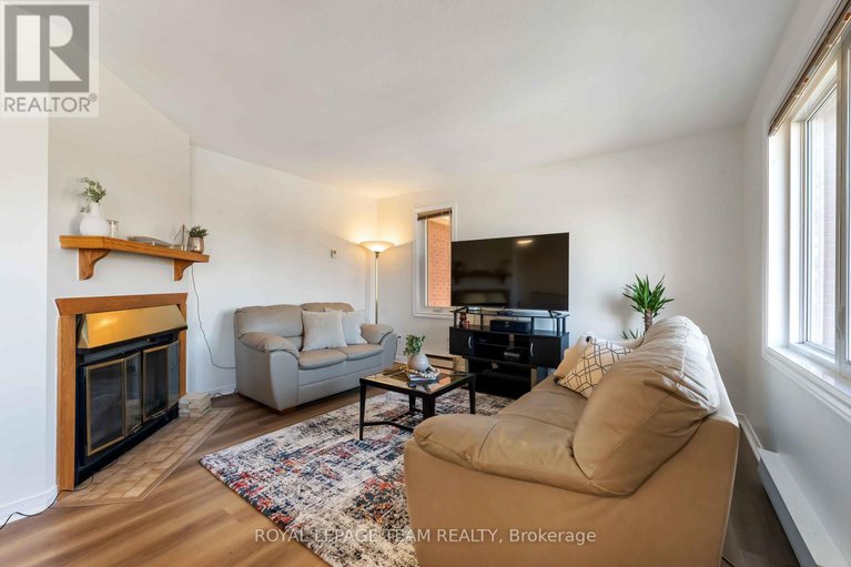 29021768/203-495-canteval-terrace/fallingbrookpineridge/ottawa/ontario/K4A2E1_17