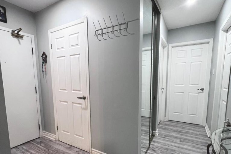 29270856/117-318-lorry-greenberg-drive/hunt-club-parkgreenboro/ottawa/ontario/K1T2R5_4