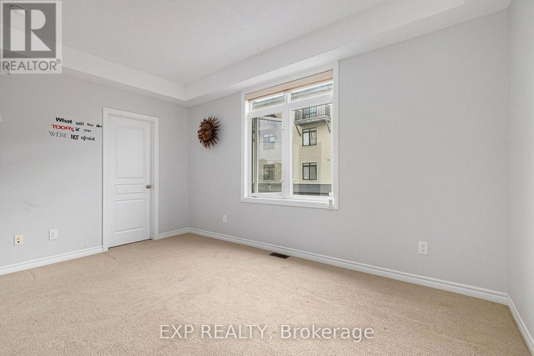 28570679/274-pembina-private/riverside-southgloucester-glen/ottawa/ontario/K4M0G7_19
