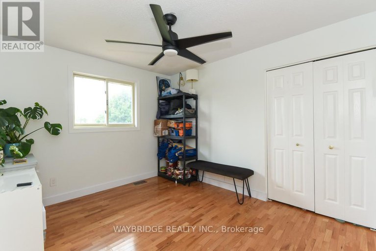 28143902/1467-spartan-grove-street-e/greely/ottawa/ontario/K4P1G1_31