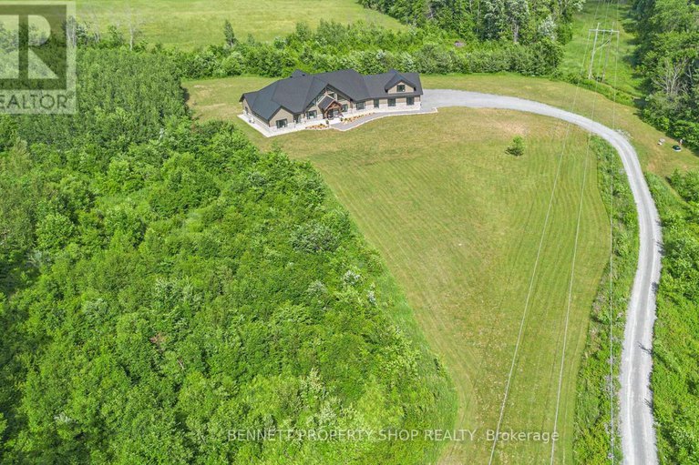 28520939/795-mill-ridge-road/mcnabbraeside-twps/mcnabbraeside/ontario/K7S3G8_42