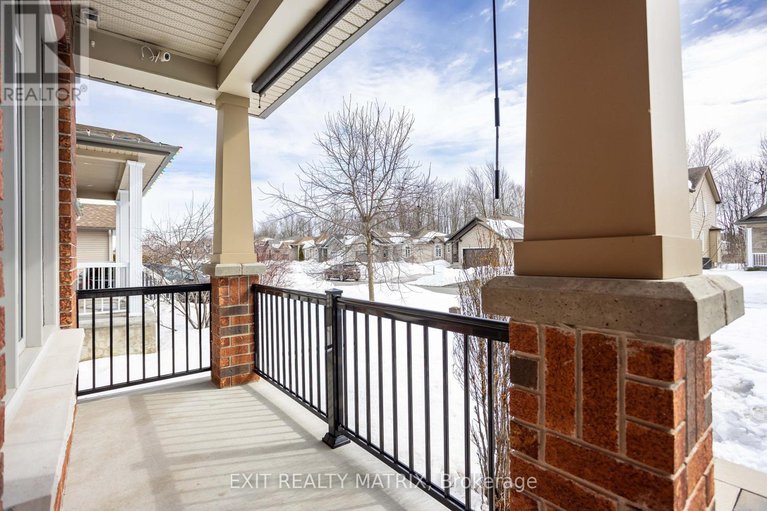 28149549/99-station-trail/village-of-russell/russell/ontario/K4R0A3_5