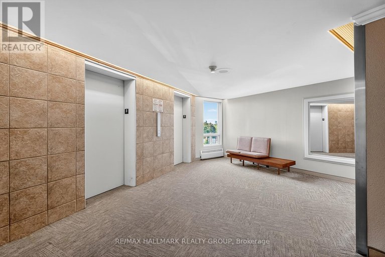 29441867/304-915-elmsmere-road/beacon-hill-south/ottawa/ontario/K1J8H8_10