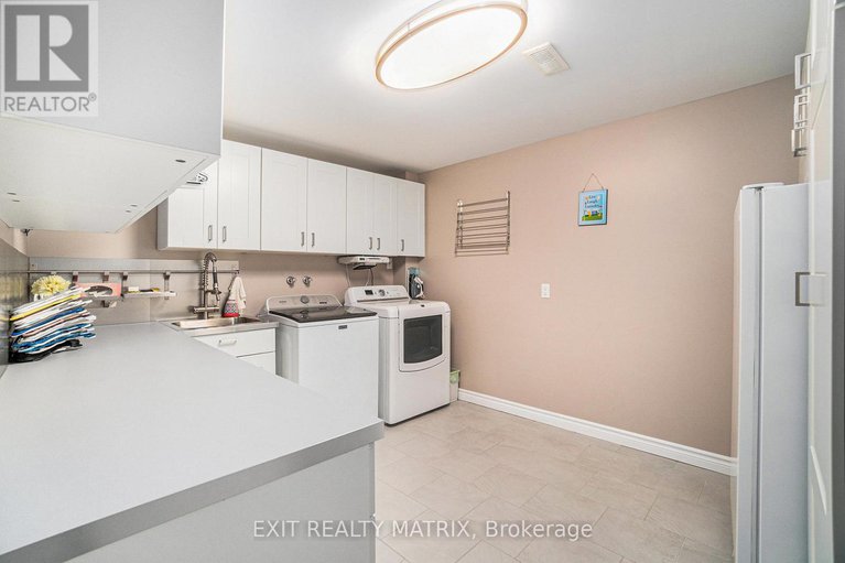 28356957/209-jasper-crescent/town-of-rockland/clarence-rockland/ontario/K4K0A3_28