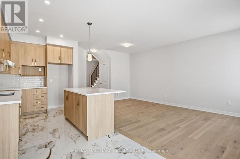 29616623/1940-hawker-private/huntley-ward-north-east/ottawa/ontario/K0A1L0_6