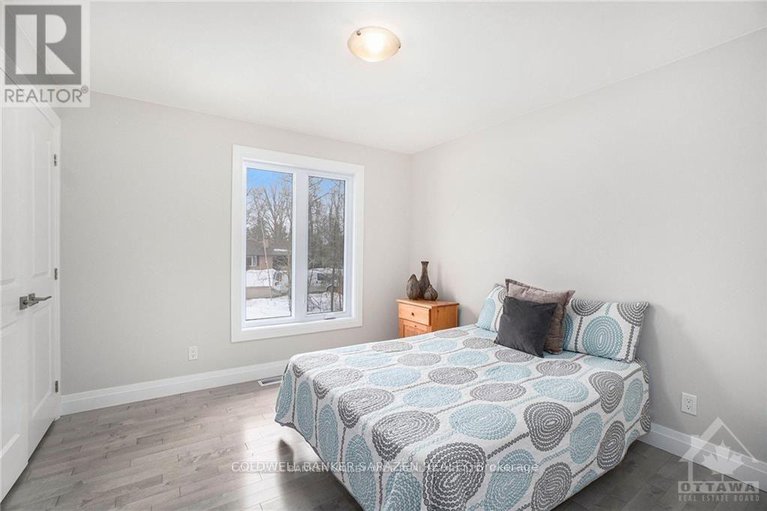 28836358/902-munro-drive/mcnabbraeside-twps/mcnabbraeside/ontario/K7S3G8_11
