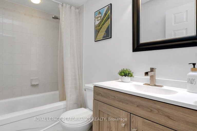 29619471/2d-4-columbus-avenue/overbrook/ottawa/ontario/K1K1R3_36