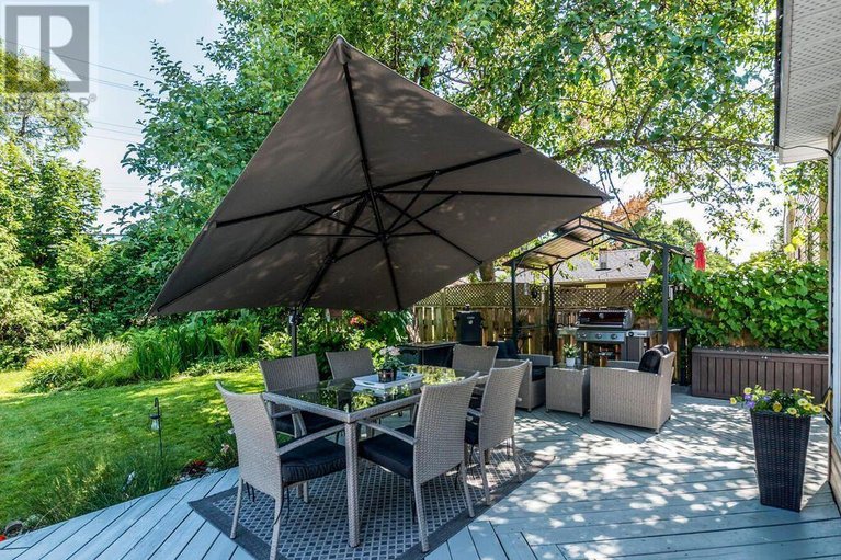 29456628/998-harkness-avenue-avenue/riverside-park/ottawa/ontario/K1V6P2_40