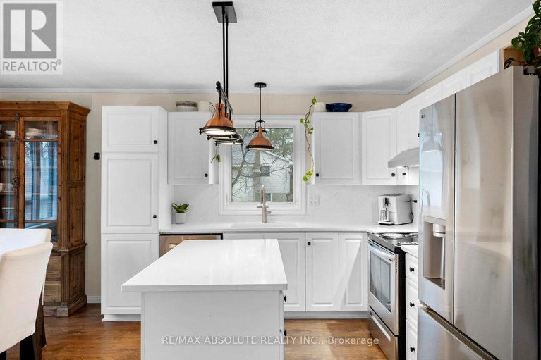 29612926/1877-russett-drive/mcnabbraeside-twps/mcnabbraeside/ontario/K7S3G8_7