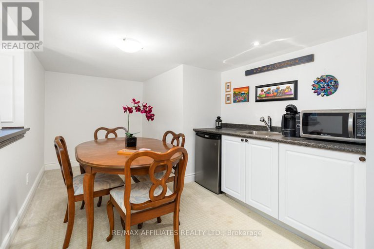 28533251/71-mill-street/carleton-place/carleton-place/ontario/K7C1T6_40