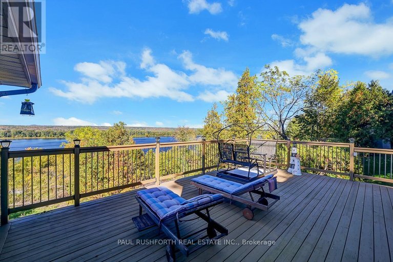 29613584/1565-lilac-lane/camelot/ottawa/ontario/K4C1C4_40