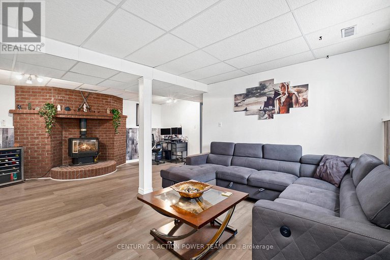 28245608/13065-riverside-drive/south-dundas-williamsburgh-twp/south-dundas/ontario/L3B5N6_11