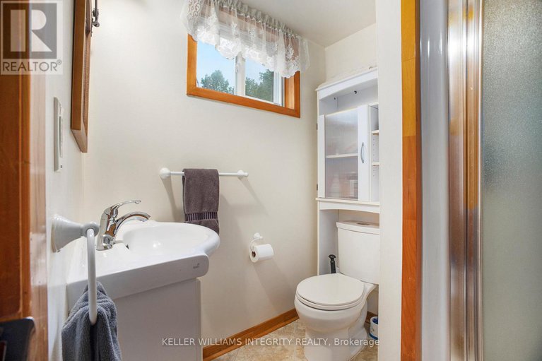 28510289/501-stewart-lane/lanark-highlands-dalhousie-twp/lanark-highlands/ontario/K0G1M0_13