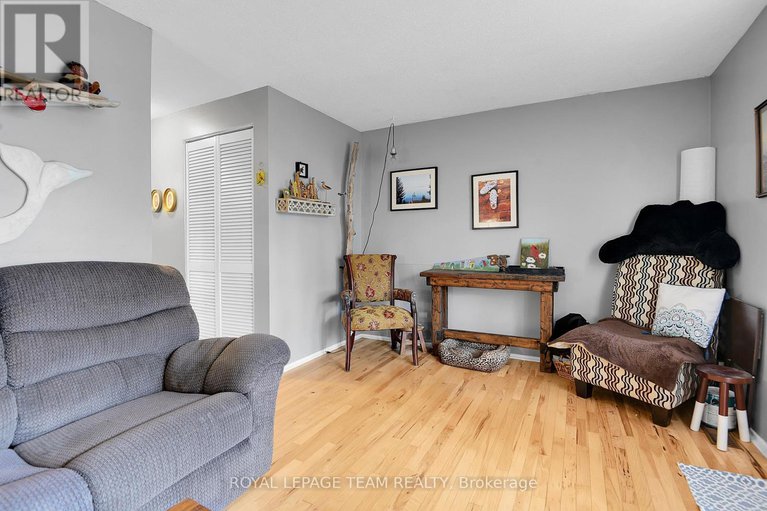 29375865/b-902-elmsmere-road/beacon-hill-south/ottawa/ontario/K1J7T6_6