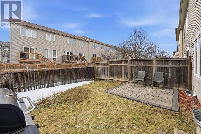 29452048/208-aquilo-crescent/stittsville-north/ottawa/ontario/K2S0L8_28