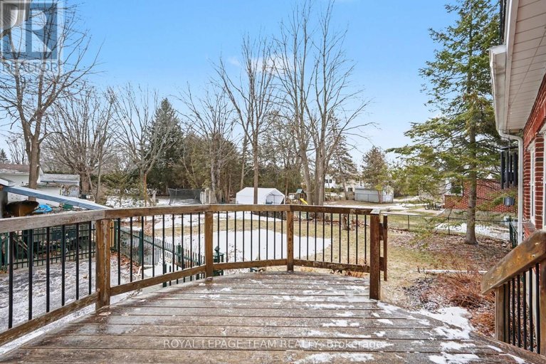 29474751/104-van-buren-street/kemptville/north-grenville/ontario/K0G1J0_30