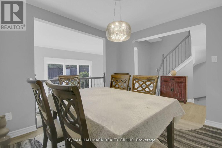 29220423/1-1821-walkley-road/urbandale-acres/ottawa/ontario/K1H6X9_10