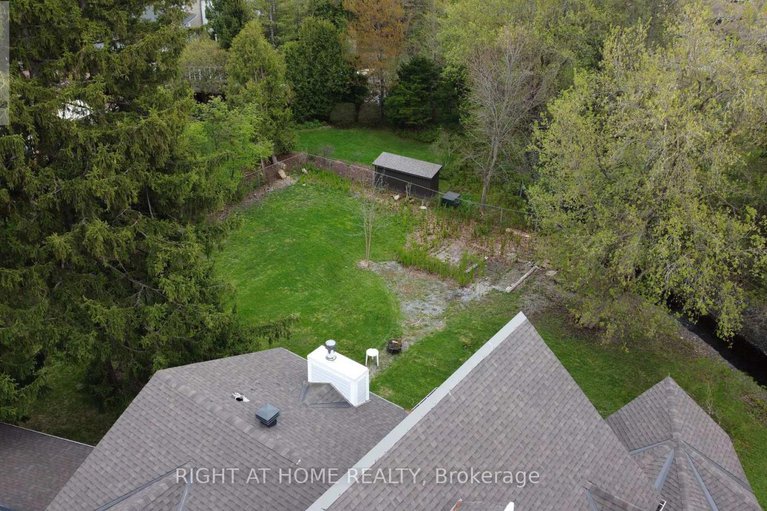 28315560/3208-richmond-road/bruce-farmgraham-parkqualicumbellands/ottawa/ontario/K2H5B6_4