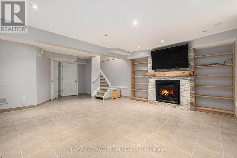 29033840/93-royal-oak-court/hunt-club-parkgreenboro/ottawa/ontario/K1T3N9_25