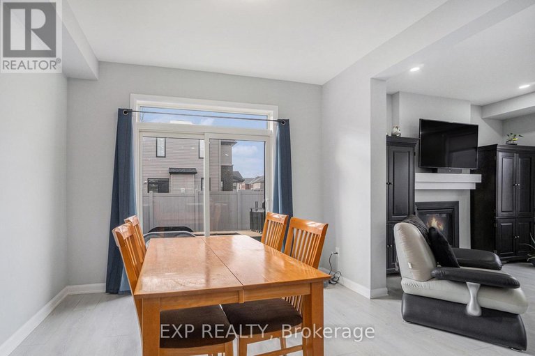 28953712/796-cappamore-drive/half-moon-bay/ottawa/ontario/K2J6V6_15