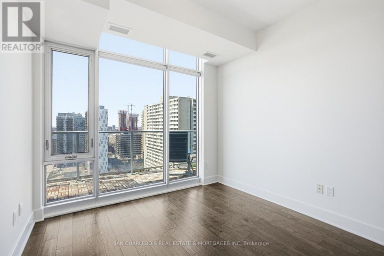 29543015/1701-255-bay-street/ottawa-centre/ottawa/ontario/K1R0C5_20