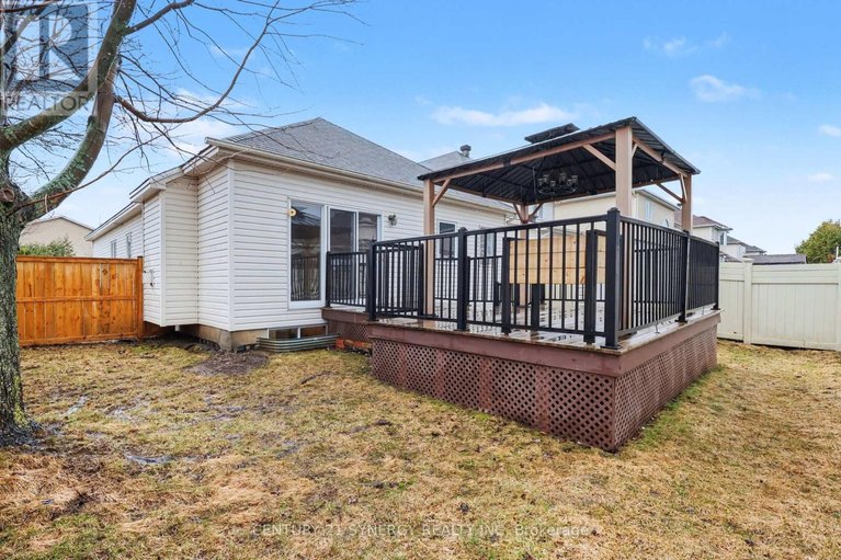 29612747/894-gosnell-terrace/fallingbrookgardenway-south/ottawa/ontario/K4A5C2_31