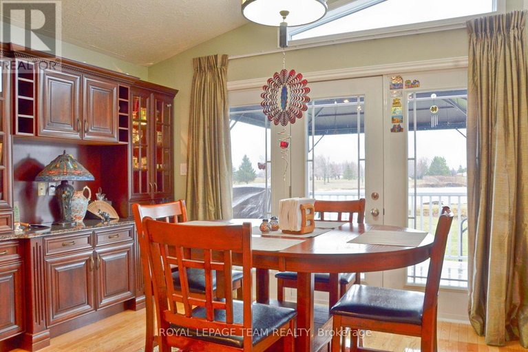 29617818/11708-breezewood-avenue-s/south-dundas-matilda-twp/south-dundas/ontario/K0C1X0_8