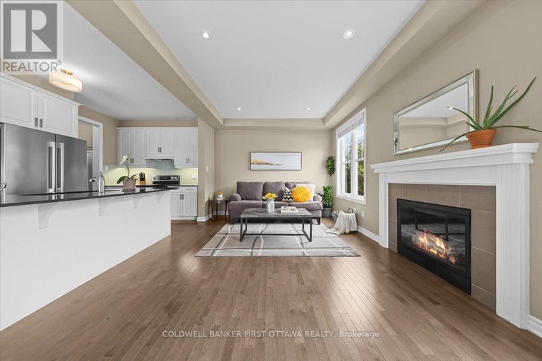 29689822/213-rue-des-soldats-riendeau-street/half-moon-bay/ottawa/ontario/K2J5Z4_20