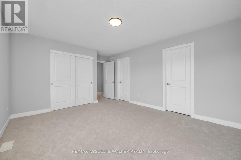 29201524/584-paakanaak-avenue/blossom-parkkemp-parkfindlay-creek/ottawa/ontario/K1X0J6_35