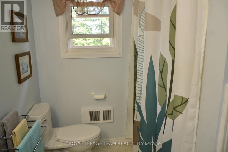 28671532/4951-hwy-31-bank-street-n/south-dundas-williamsburgh-twp/south-dundas/ontario/K0C2H0_24